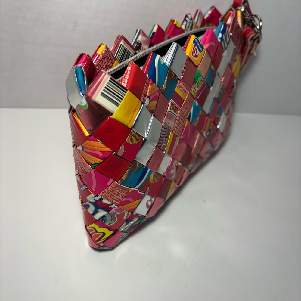 Nahui Ollin Bag Wristlet Recycled Candy Gum Wrapper Woven Multicolored Purse 7” - Picture 7 of 12